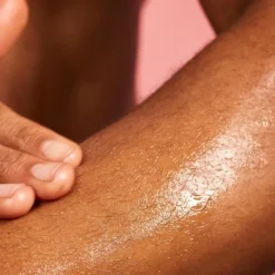 Femme Baija Moana                Huile Corps