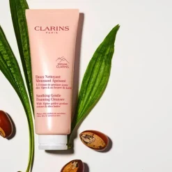 CLARINS Doux Nettoyant Moussant Apaisant                Peaux très Sèches ou Sensibles