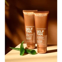 CLARINS Lait Fondant Auto-Bronzant                 Auto-Bronzant Visage & Corps