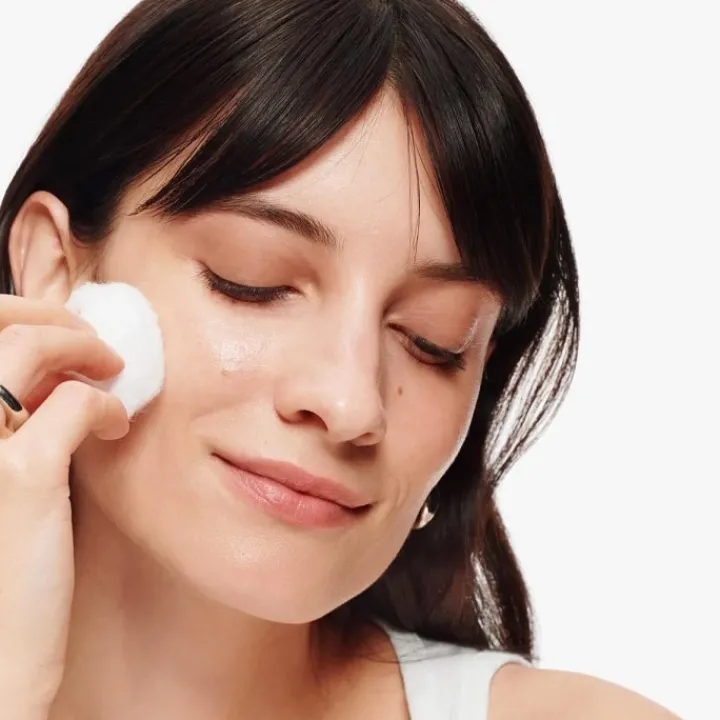 CLINIQUE Clarifying Lotion Lotion Exfoliante 2 - Peaux sèches à mixtes