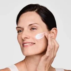 ESTEE LAUDER DayWear                Crème Hydratation 24h Multi-Protection Anti-Oxydant SPF 15 Pour Peaux Normales/Mixtes