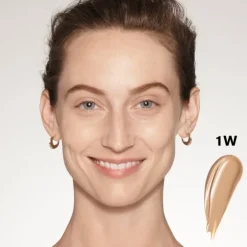 ESTEE LAUDER Futurist                Anti-Cernes Soin Correcteur de Teint Lumière