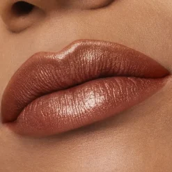 ESTEE LAUDER Pure Color                Rouge à Lèvres Brillant