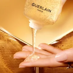 GUERLAIN Abeille Royale                Soin-en-mousse Nettoyant