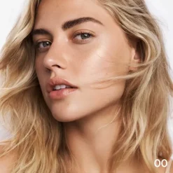 GUERLAIN Terracotta Luminizer                La Poudre Enlumineur - 96% d'ingrédients d'origine naturelle Éclat scintillant & doré