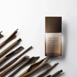 Homme Issey Miyake Wood&Wood                Eau de Parfum Intense