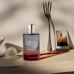 Femme Juliette Has a Gun Ode To Dullness                Eau de Parfum