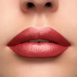 LANCÔME L'Absolu Rouge                Rouge à Lèvres Satiné – Hydratation & Confort Longue Tenue