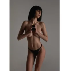 Maison Close Avant le Coucher                Fleur d'Ambre - Bougie de Massage