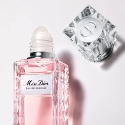 Femme DIOR Miss                Eau de Parfum Roller-Pearl