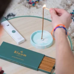 Bloom Porte Encens                Vert Marbré en Béton